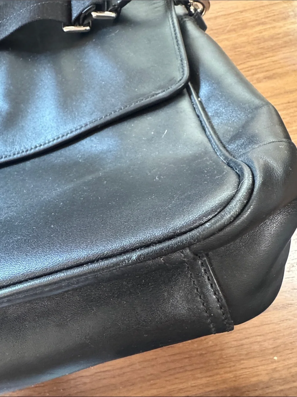 Vintage coach messenger bag